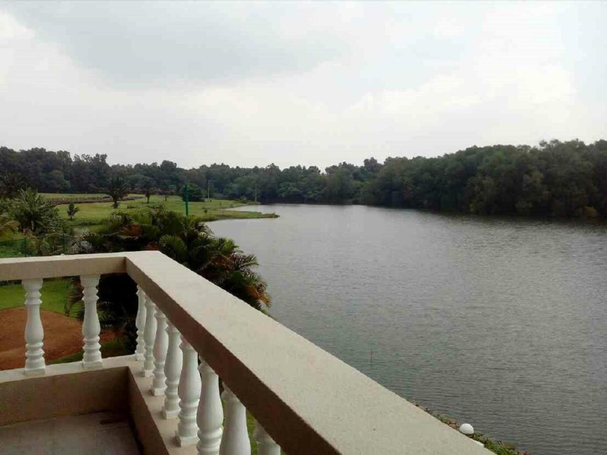 Vietnam Golf - Lake View Villas Hô Chi Minh-Ville Extérieur photo